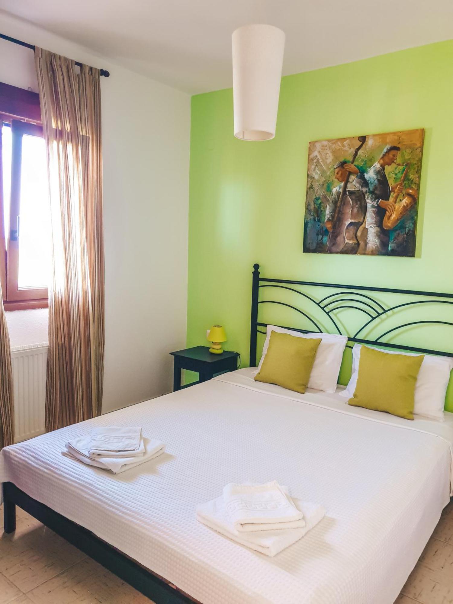 Aroma Studios And Apartments Вурвуру Экстерьер фото